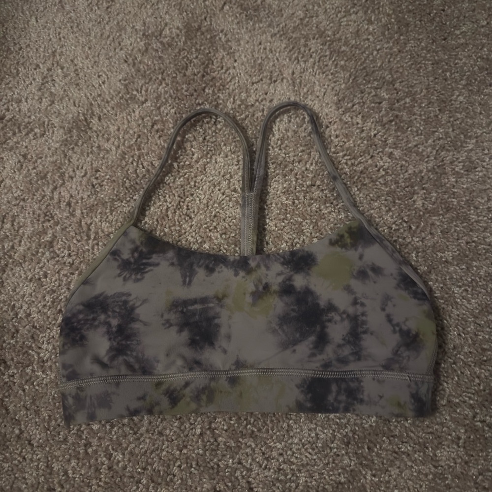 Women's Lulu Tie-Dye Flow Y Sports Bra- Size 4